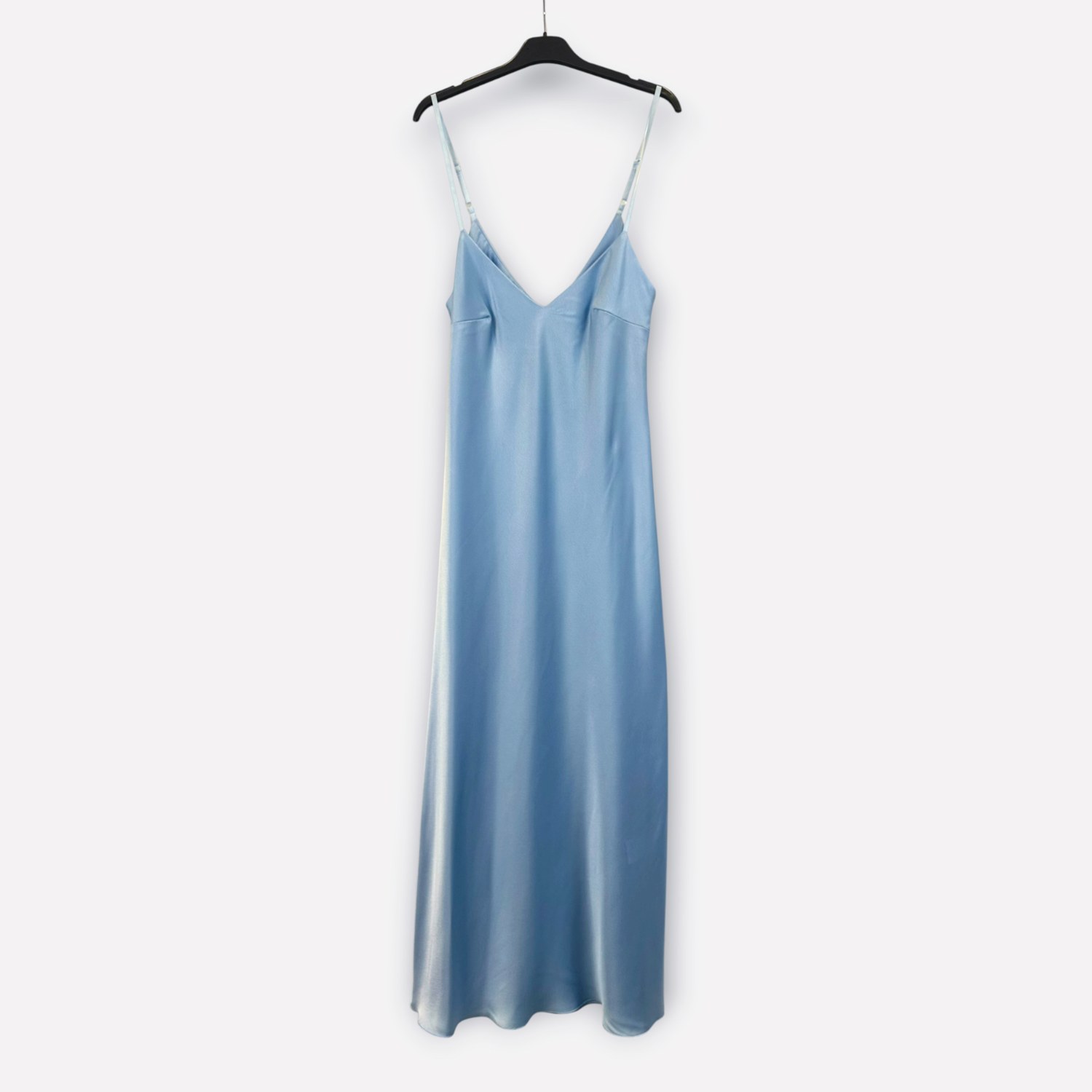 Abito sottoveste in raso con scollo a V 9857 – NEUS
