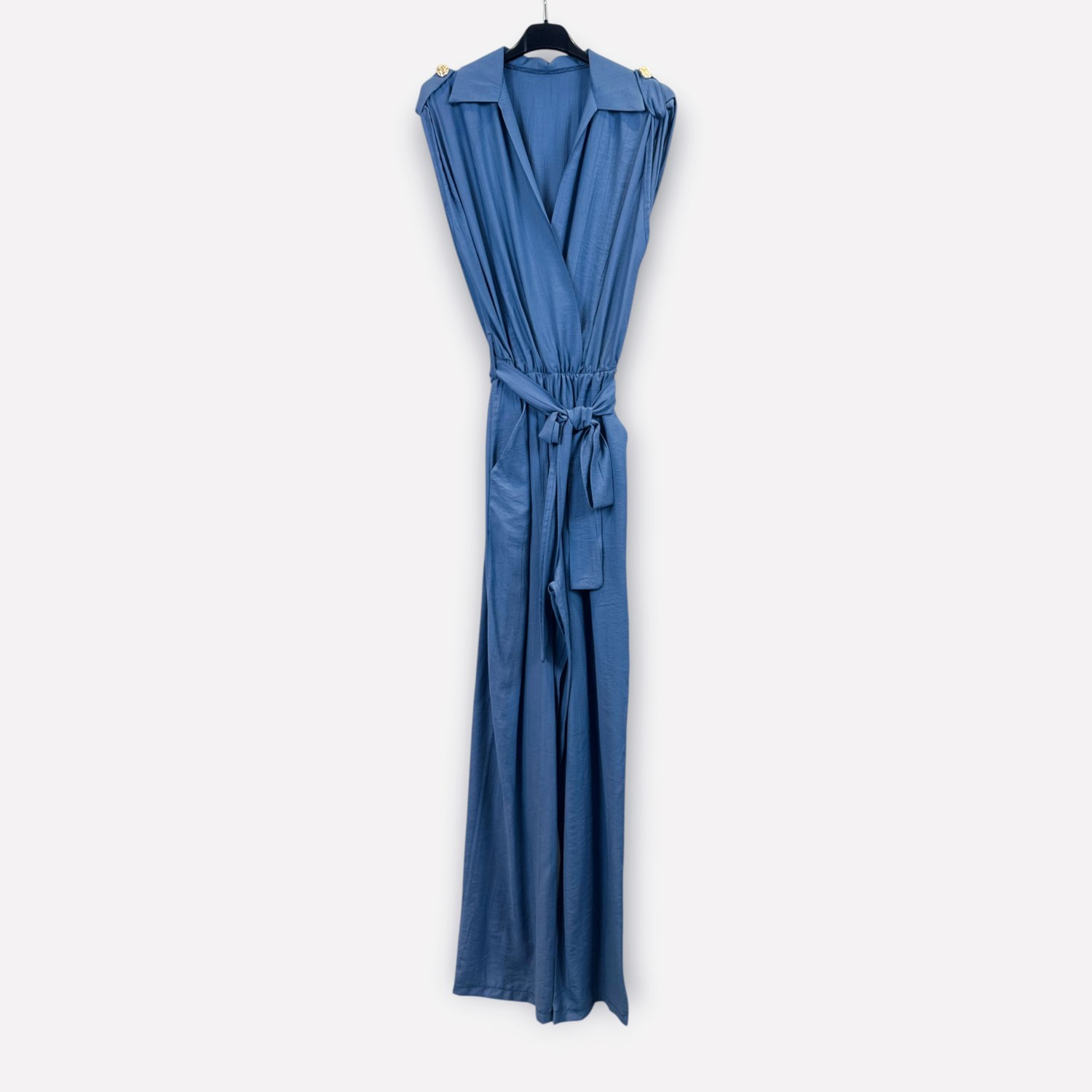 Tuta smanicata con cintura SS26-C5-11 – NEUS
