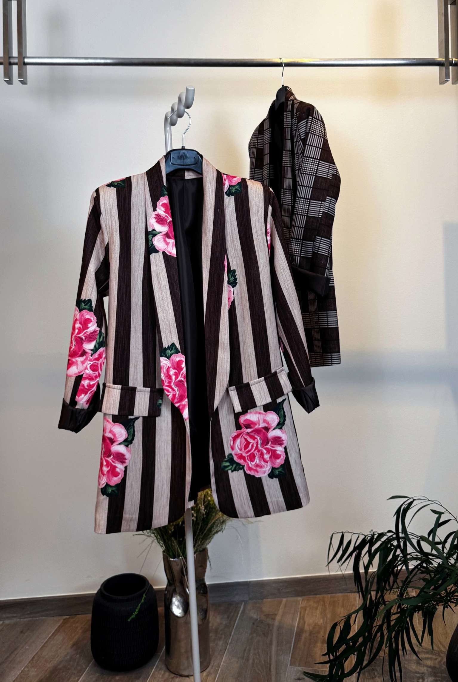 Blazer donna con stampa floreale 9999/F – NEUS