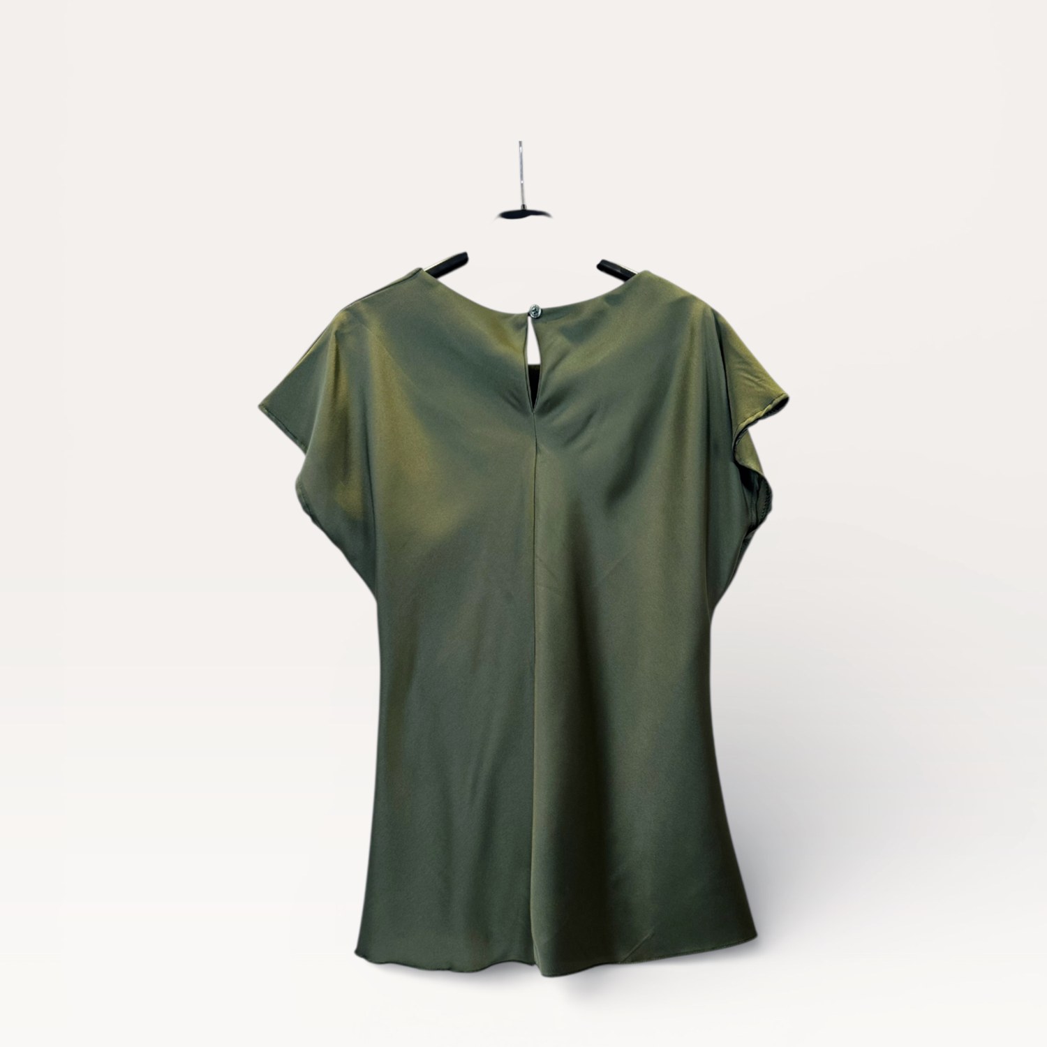 Blusa in satin drappeggiata con nodo laterale 0254 – NEUS
