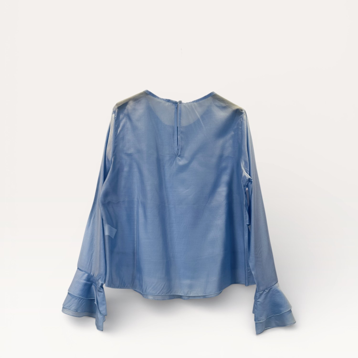 Blusa a balze con volant e maniche a campana SS26-C3-49 – NEUS