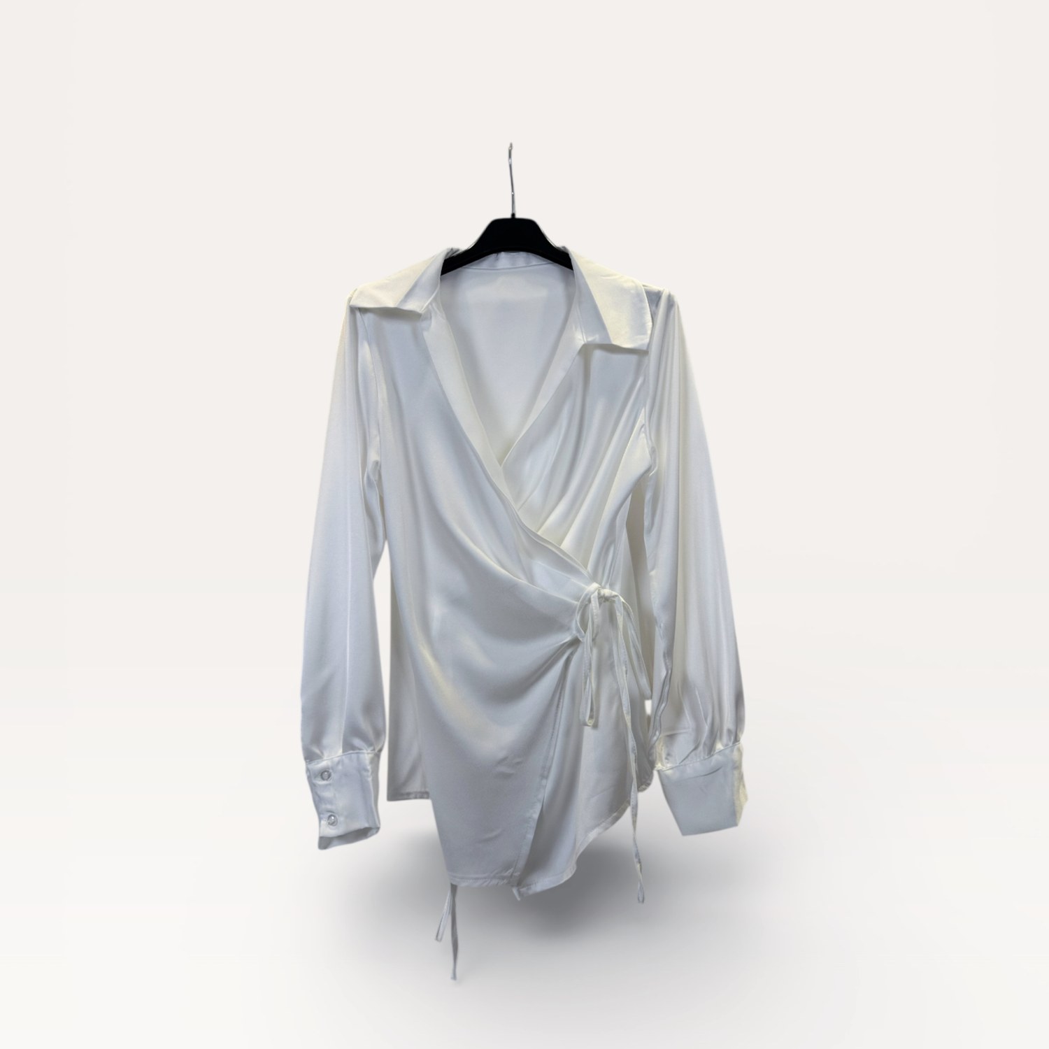 Camicia a portafoglio in raso con drappeggio SS26-C3-54 – NEUS