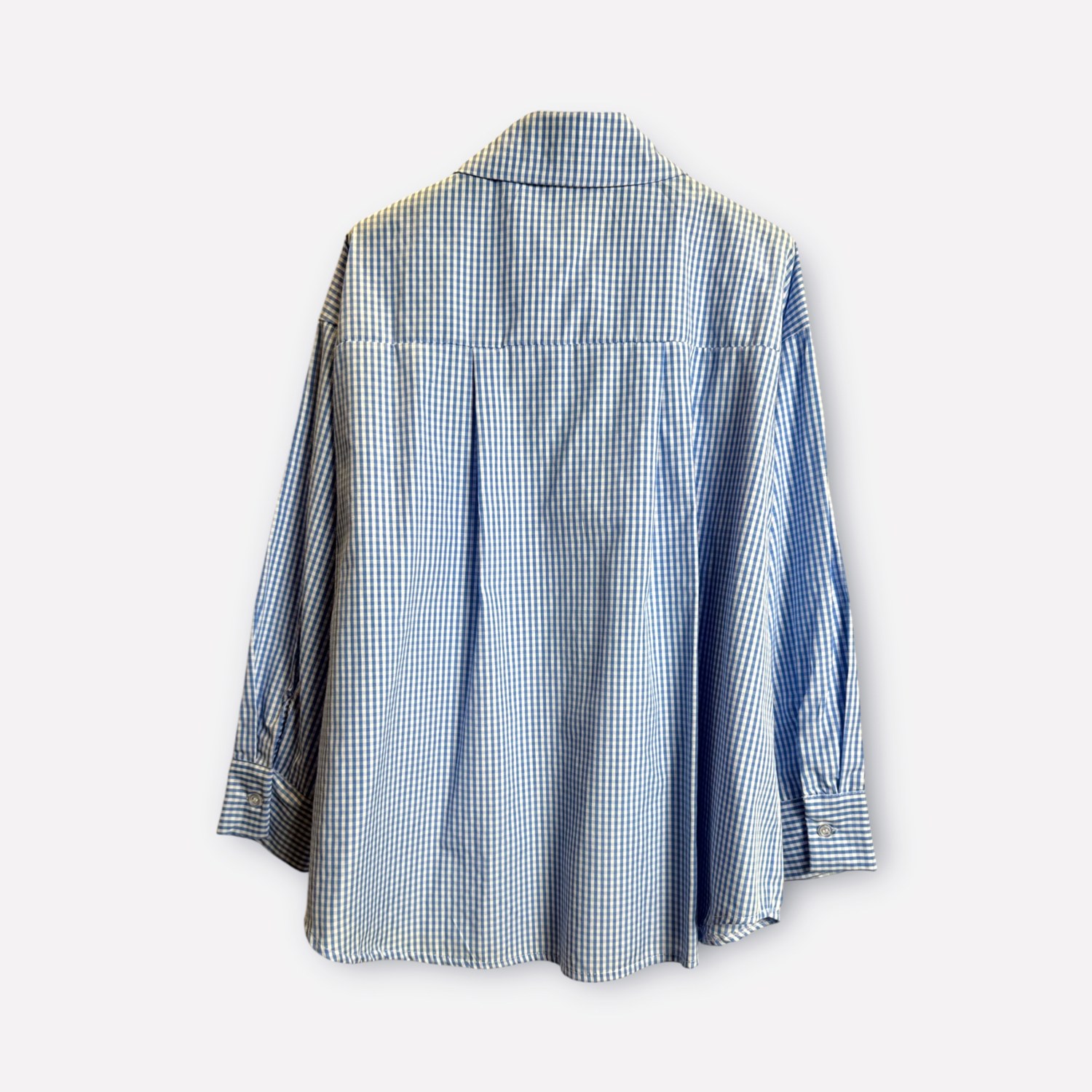 Camicia a righe vestibilità morbida con bottoni SS26-C6-44 – NEUS