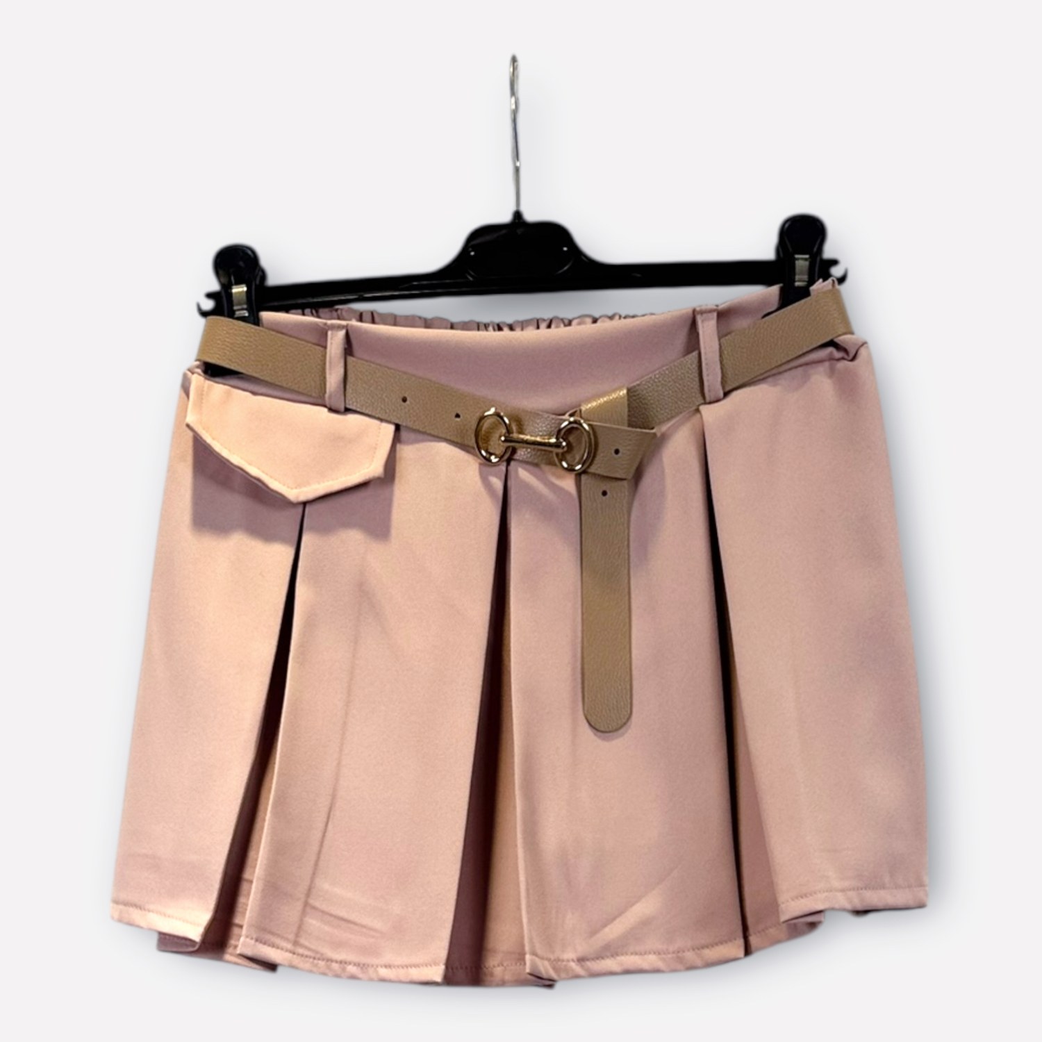Gonna pantalone corto plissettata con cintura SS26-C4-18 – NEUS