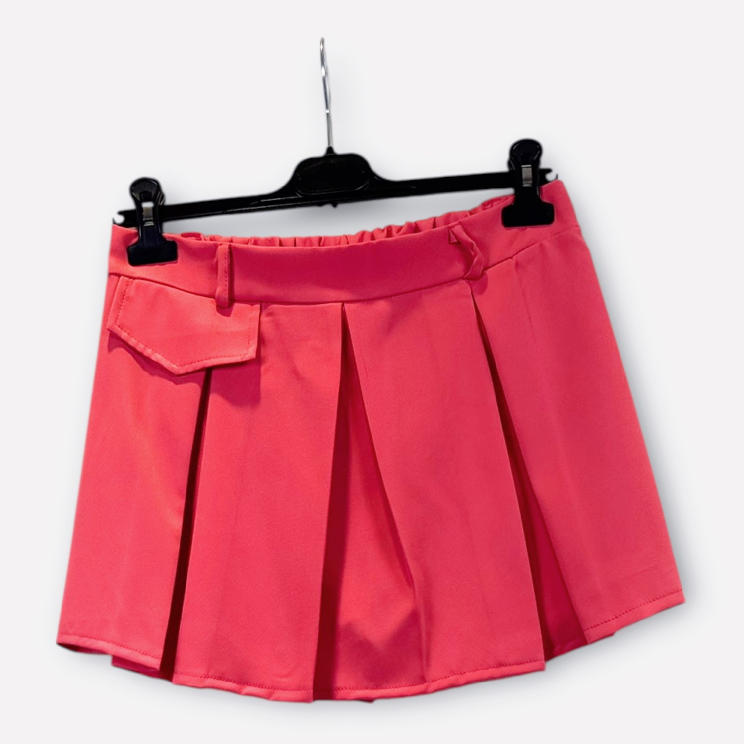 Gonna pantalone corto plissettata con cintura SS26-C4-18 – NEUS