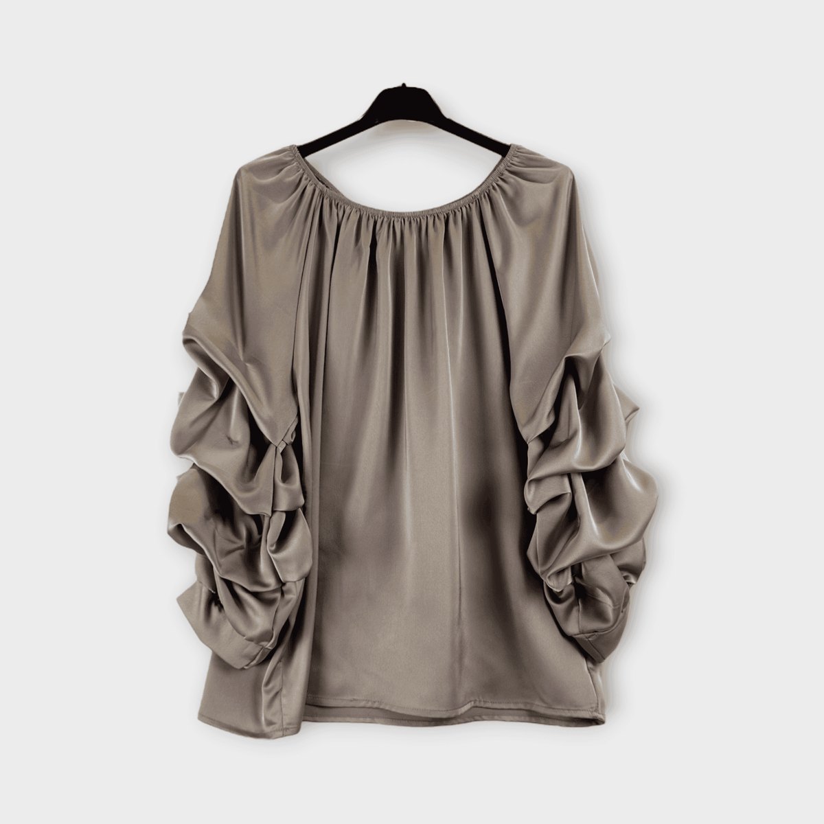 Blusa donna con maniche a volant 0015 – NEUS