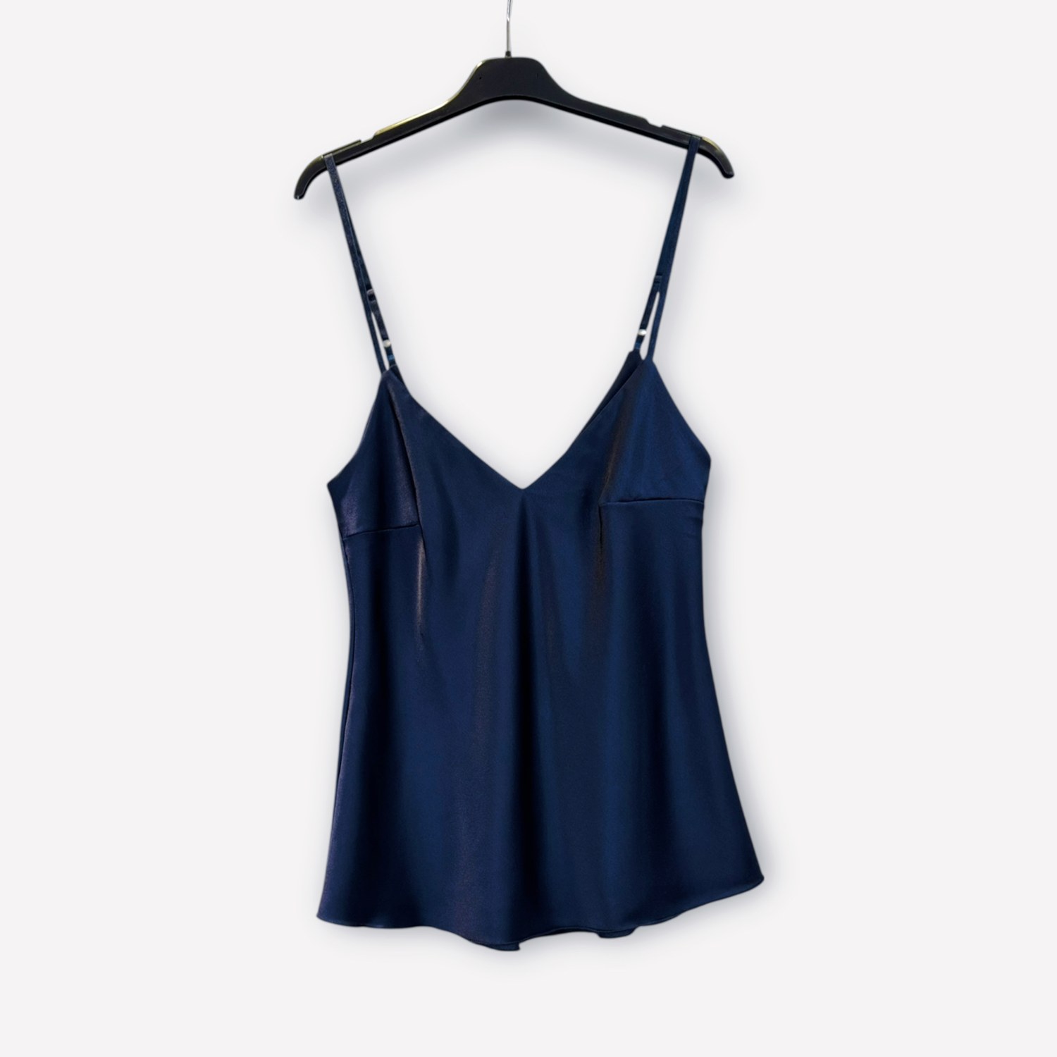 Top in raso con scollo a v 9858 – NEUS