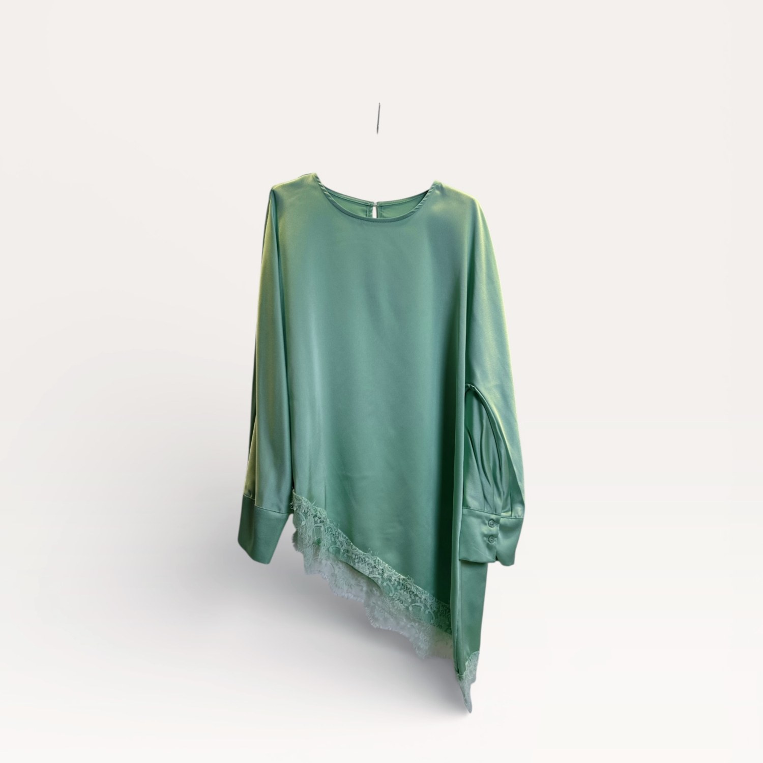 Top asimmetrico blu notte con bordo in pizzo SS26-C3-59 – NEUS