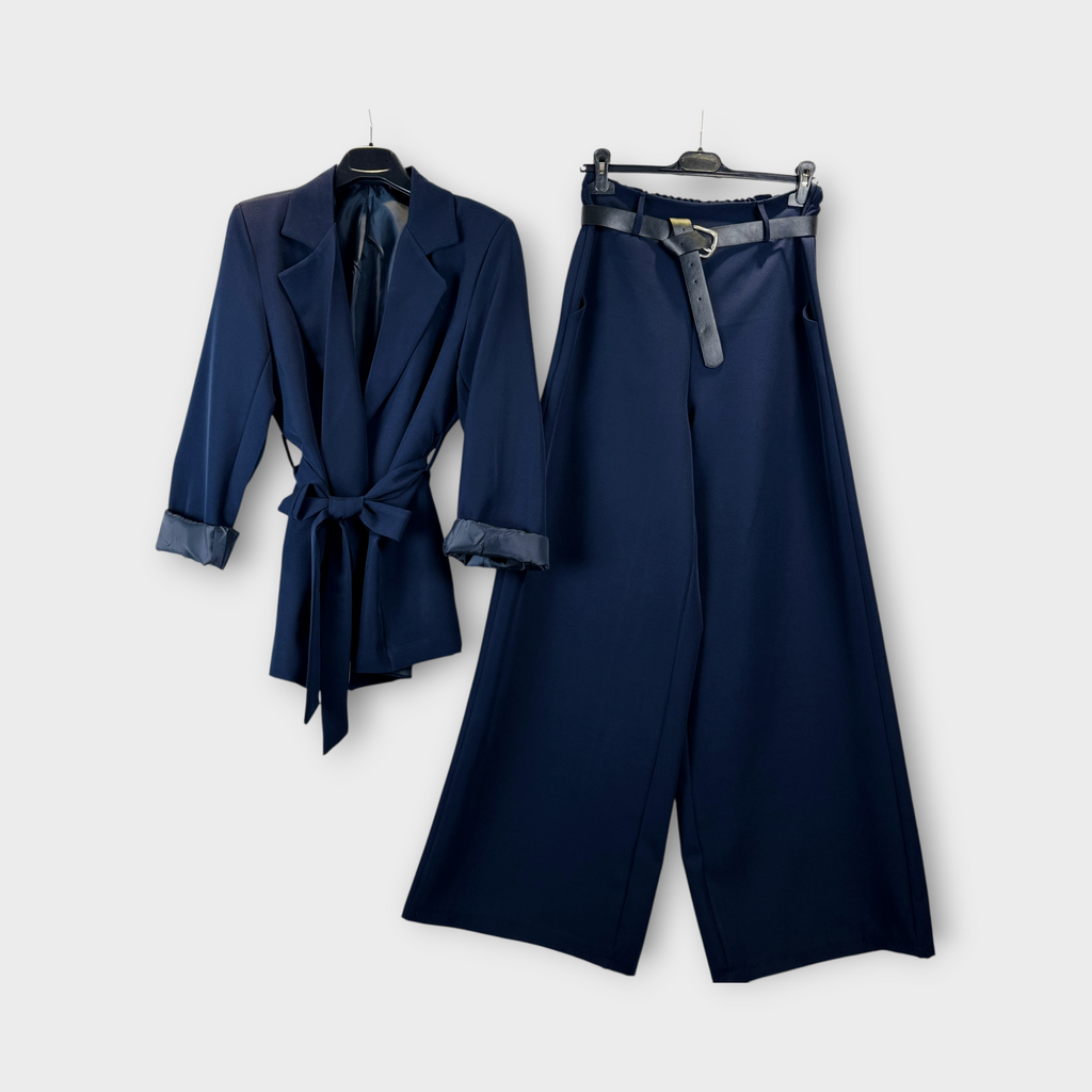 Completo blazer e pantalone con cintura Blu navy