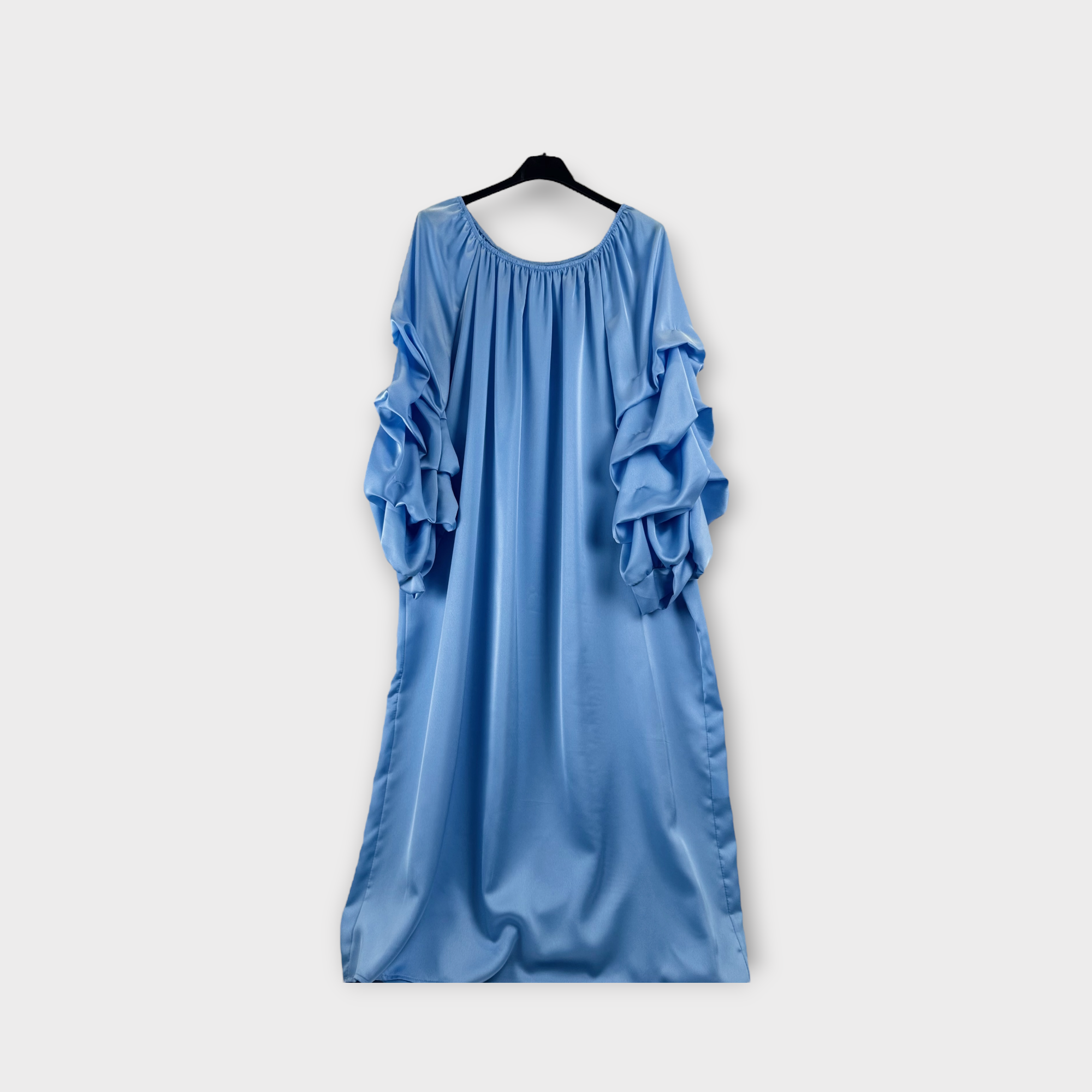 Abito lungo con maniche a balze Rosa cipria