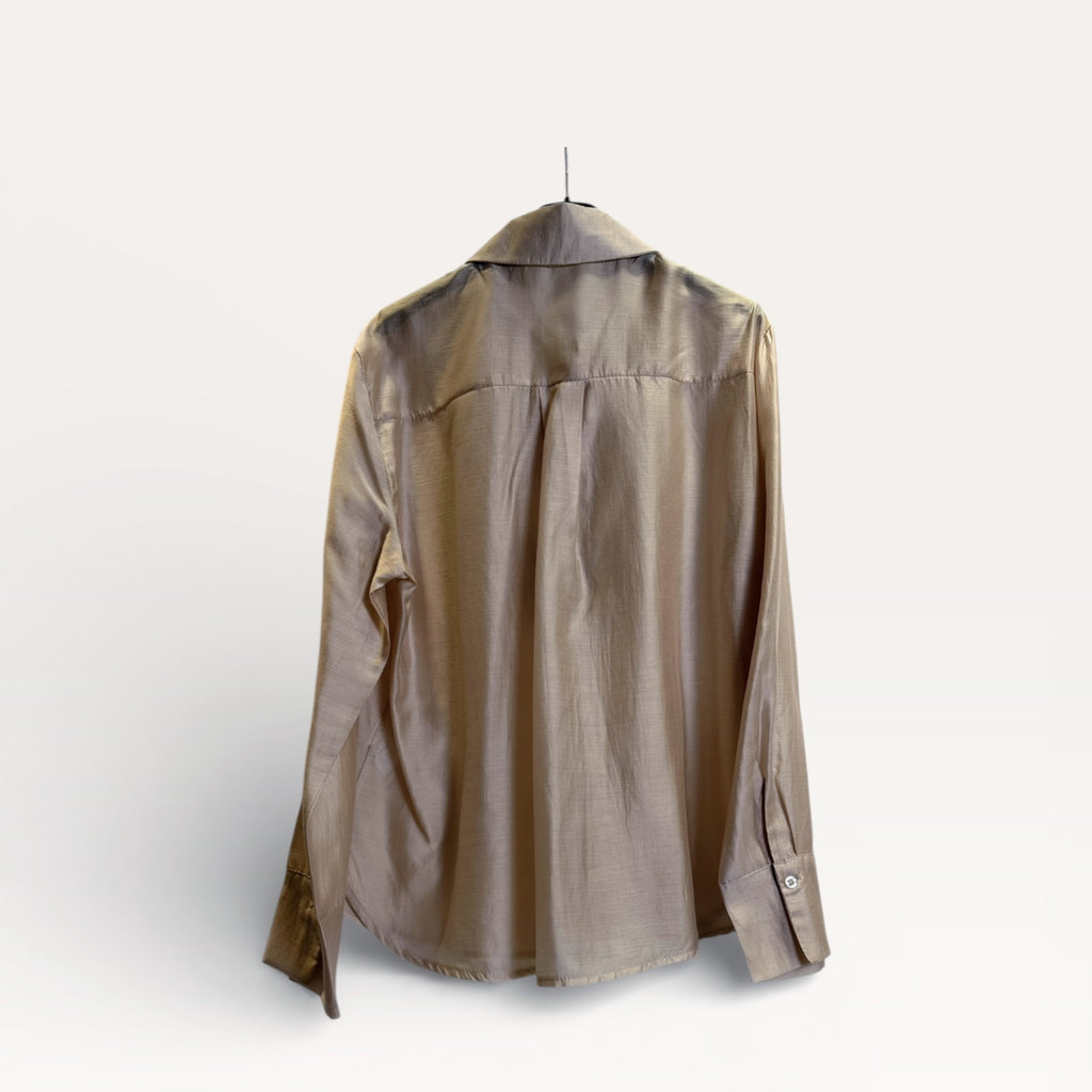 Camicia con volant in pizzo stratificato