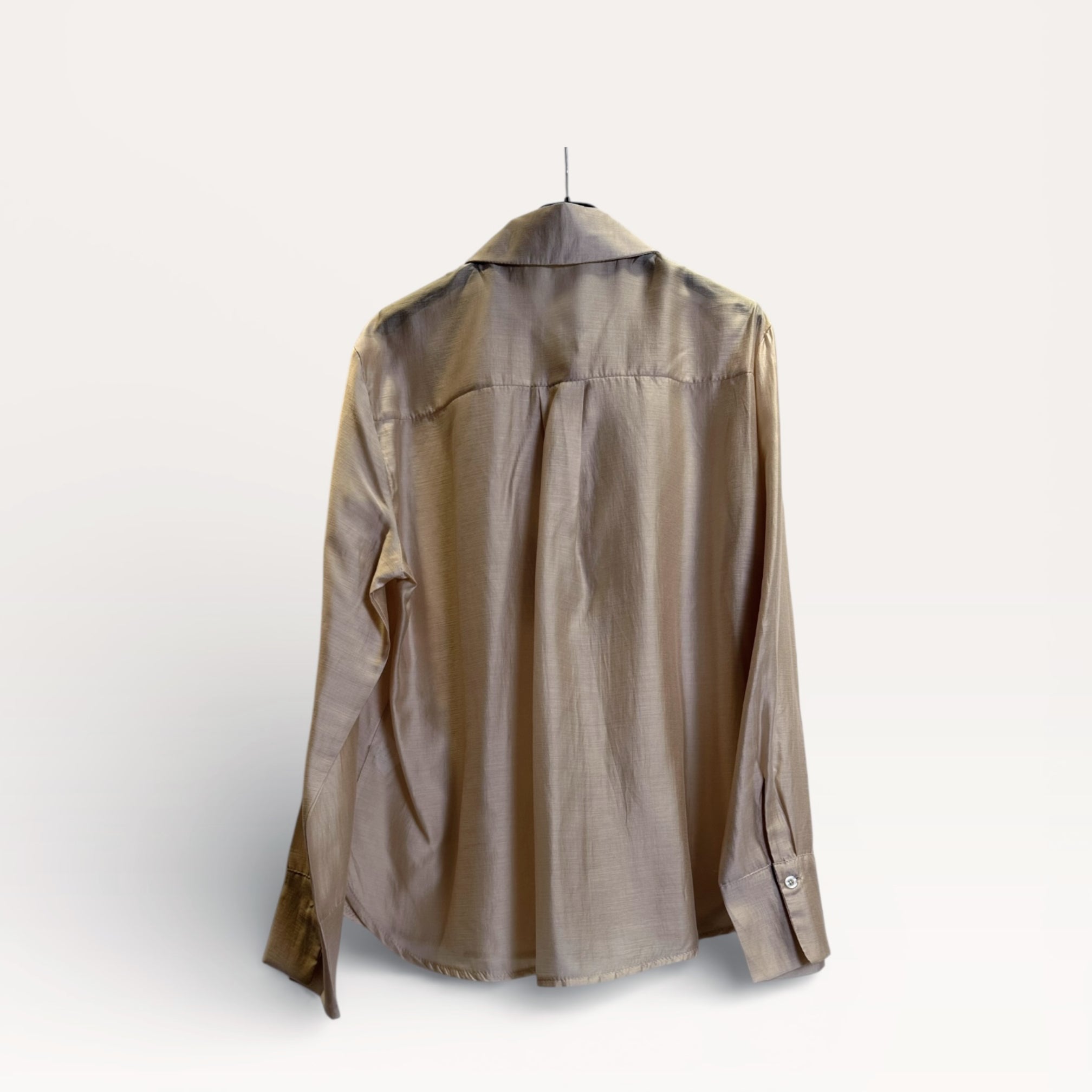 Camicia con volant in pizzo stratificato