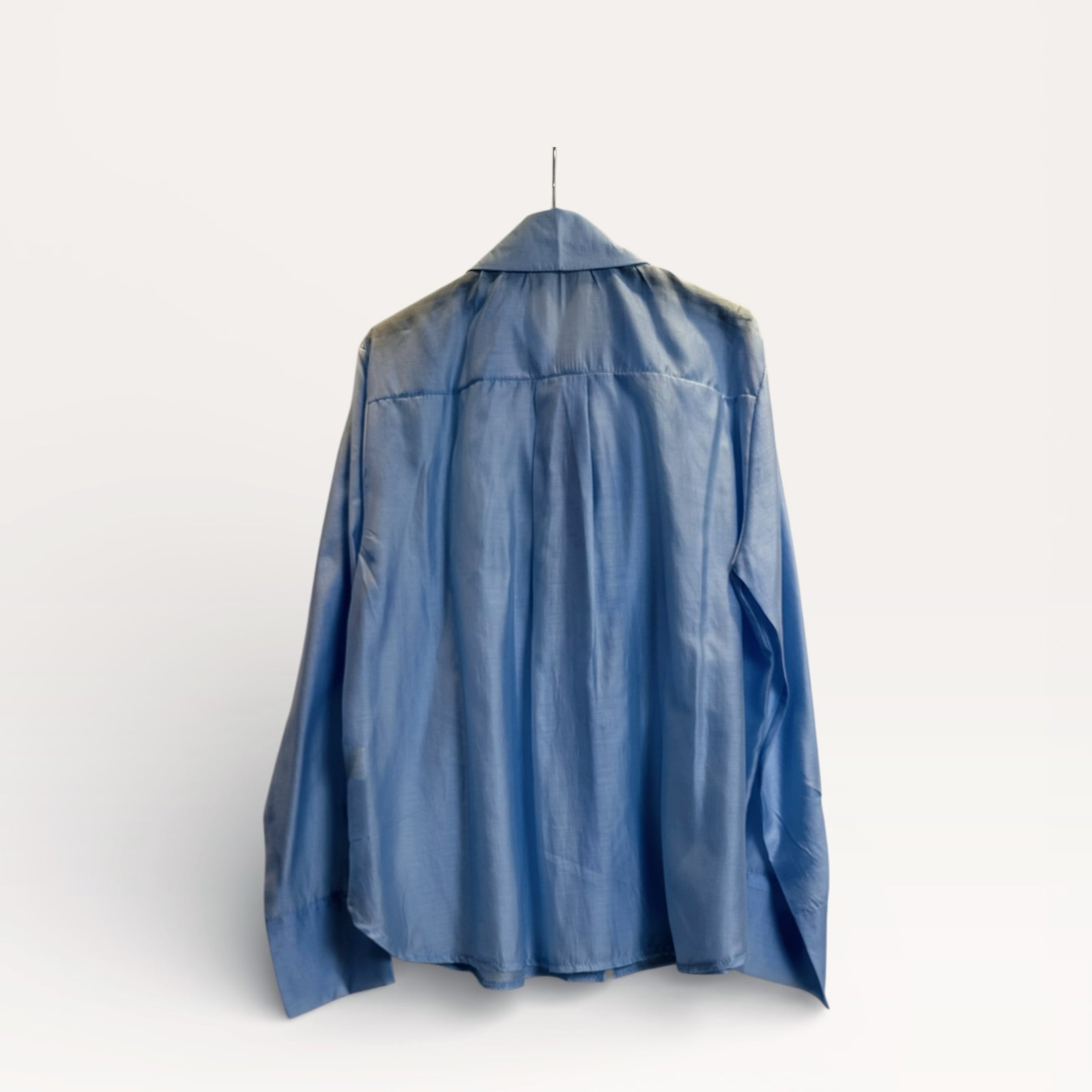 Camicia con volant in pizzo stratificato